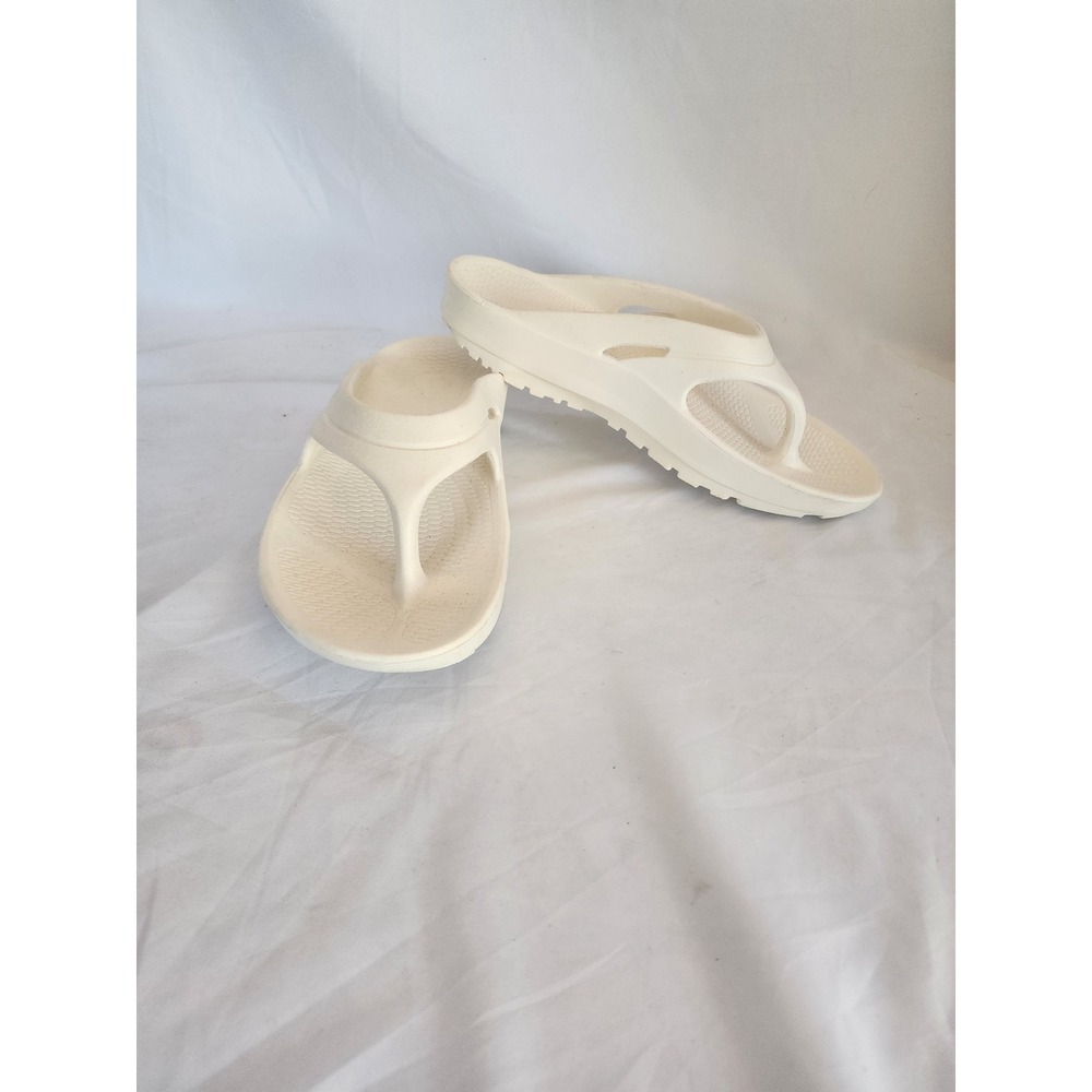 Oka-B Cream White Thong Sandals Flip Flops Mens 9 Womens 11 Made in USA Comfort